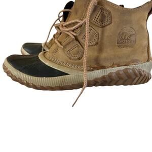 Sorel women’s Size 7 leather outdoor boots